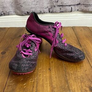 Brooks Mach 19th edition spikeless track shoes Womens size 8.5